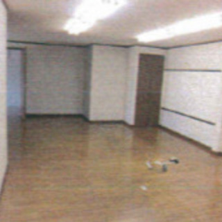 敷地内駐車場5台前後スペース有り♫事務所倉庫や軽作業場に最適♫早い者勝ちですよ♫ − 兵庫県