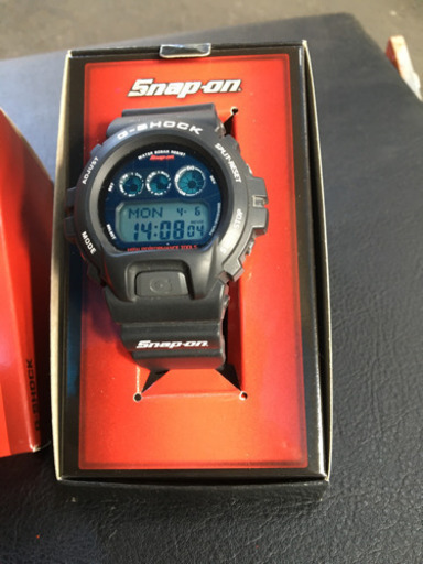 時計　スナップオンG shock限定未使用