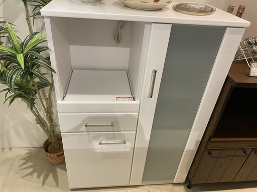 ミドルレンジボード レンジ台 ニトリ 白 収納棚 中古品