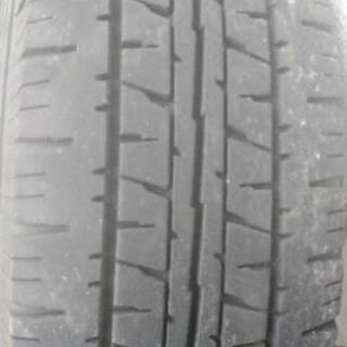 ハイエース　195/80R15 4本アルミホイール付