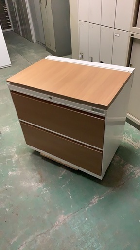 オカムラ　2段ラテラル　木目調　白　美品　中古