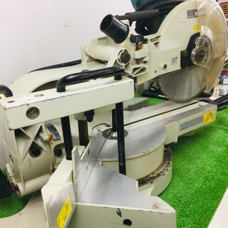 マキタ LS1012 スライド丸ノコ【リライズ野田愛宕店】【店頭取引限定】【中古】 マキタ LS1012 スライド丸ノコ【リライズ野田愛宕店】【店頭取引限定