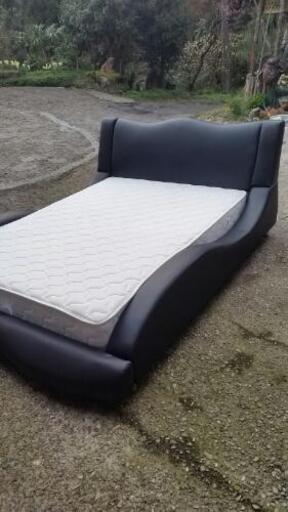 ダブルベット　オシャレ　キレイ！！