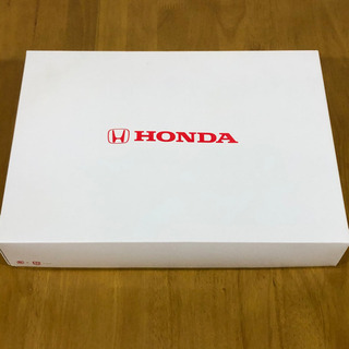 無料◎✨HONDA ホンダカーズ鳥取✨😚✨未使用 たぶんバスタオル✨箱入り・箱の大きさ35×25×6ｃｍ※注意事項要確認の画像