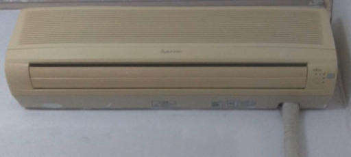 【急募】4月8日まで！！エアコン1000円で譲ります！
