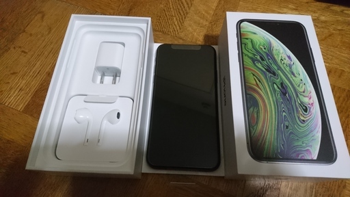 SIMフリー　未使用　iphone Xs 64G ブラック