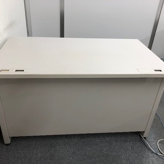 事務机横120センチ　椅子