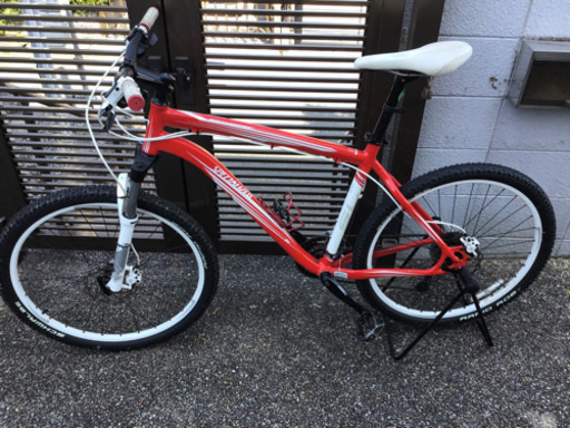 【悪路走行可】ハードテイルMTB SPECIALIZED ROCKHOPPER