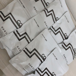 COMP グミ　完全食　栄養食