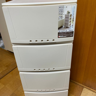 キャスター付き　棚の画像