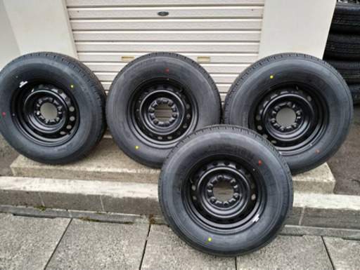 ハイエース新車外しタイヤ4本セット③（スチールホイール組）