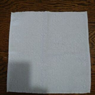 新品未使用のタオルハンカチ３枚プライベートレーベルの画像