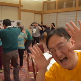 新型コロナ感染症と闘う会 - ボランティア