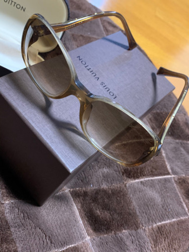LOUIS VUITTON  ジーナサングラスZ0052Wライトグリッターハニー
