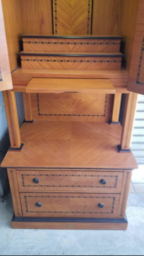 イタリア製仏壇　飾棚　141.5×65×47