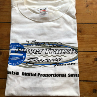 ジャンパー、トレーナー、Tシャツ4枚セット未使用の画像