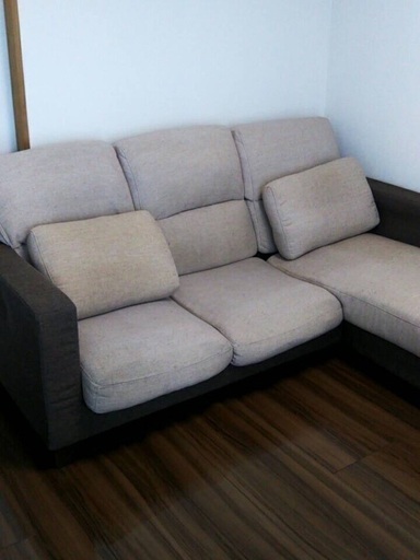 【取引中】３人掛けソファー　関家具