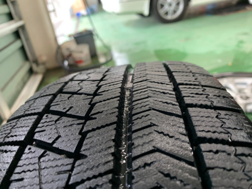 中古冬タイヤ(アルミ付き)4本