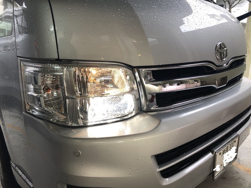 ハイエース３型　HIDヘッドライト