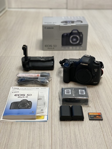 Canon EOS 5D Mark III キャノン フルフレーム ボディ