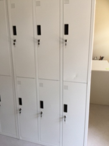 6人用ロッカー  難あり