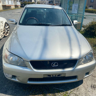 車アルテッツァ