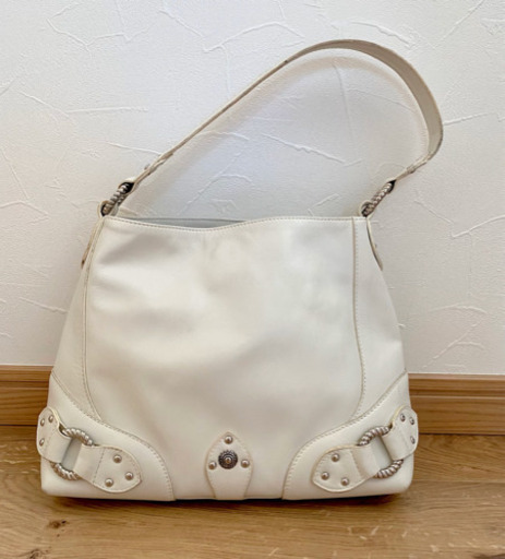 【美品】Hanaa-fu 天然皮革 白バッグ