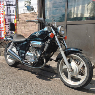 ホンダ マグナ250 