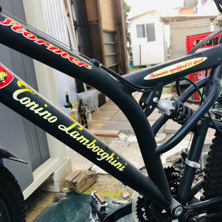 ランボルギーニ マウンテンバイクの画像