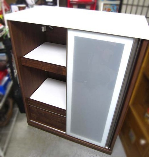 ニトリ レンジボード リーフ ダークブラウン スライド扉 食器棚 ミドル 札幌市 白石区 東札幌