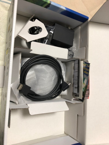 取引き中　ニンテンドー　SWITCH スウィッチ　スイッチ　let's go イーブイ　おまけ付き　美品