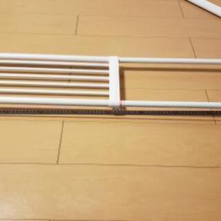 突っ張り棚？72~112cmくらい
