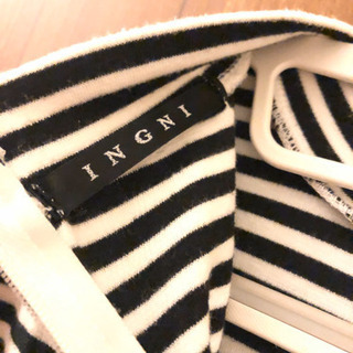 INGNI 長袖 ボーダーカットソー Mサイズの画像