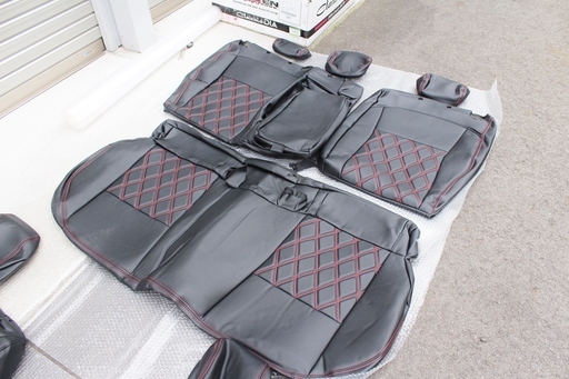 クラッツィオ製　５０系プリウス　レザーシートカバー