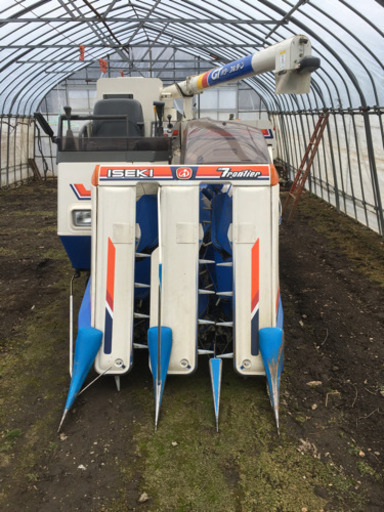 ヰセキコンバイン　HF322