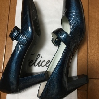 試着のみ！銀座カネマツパンプス23.5cmの画像
