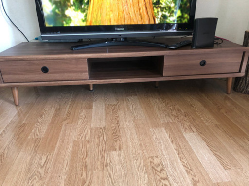 液晶テレビ42型　テレビ台付