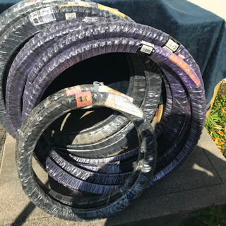 26×2.00(4セット)と20×1.75(1セット)マウンテン...
