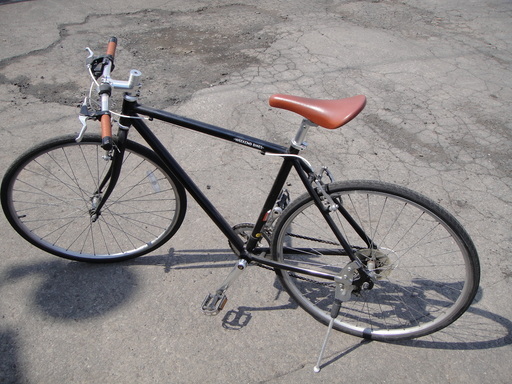 28インチ WEEKEND BIKES ウィークエンドバイクス 7段切替 クロスバイク 自転車 街乗り カギ ライトなし