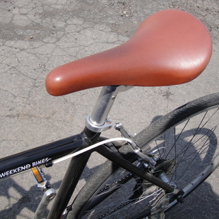 28インチ WEEKEND BIKES ウィークエンドバイクス 7段切替 クロスバイク