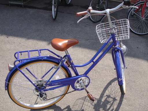 美品　24インチ 自転車　シティサイクル　ママチャリ　ブルー 6段切替 アンジェリス
