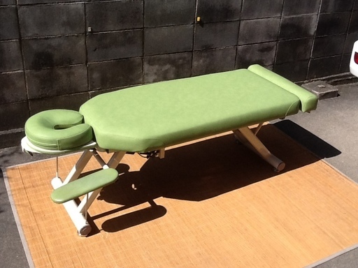 【値下げました】1台限 カイロベッド アプローチベッド 高田ベッド製作所の製品 必要な方はどうぞどうぞ