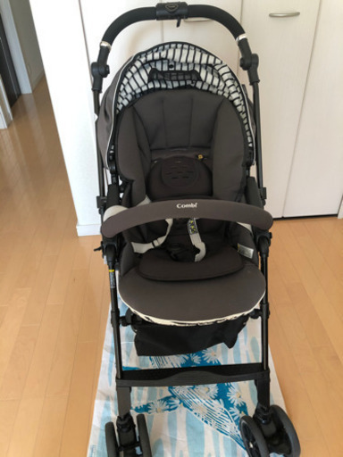 コンビ ベビーカー オンライン メチャカルハンディ オート4キャス