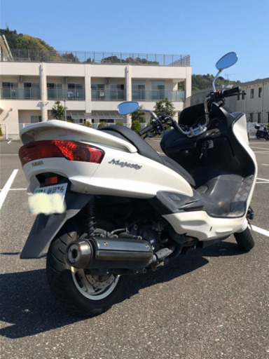 マジェスティＣ　ホワイト　ＳＧ03Ｊ