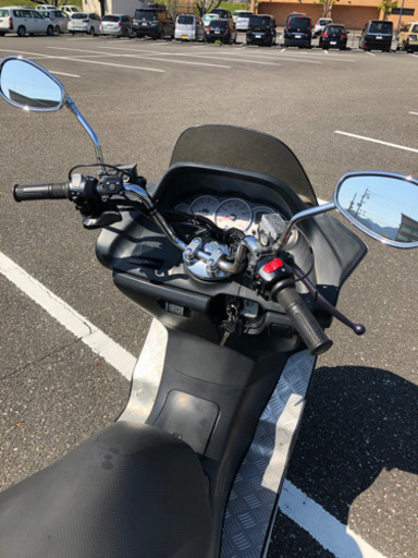 マジェスティＣ　ホワイト　ＳＧ03Ｊ