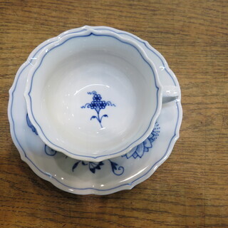 店舗同時販売中】マイセン/Meissen/ブルーオニオン/ティーカップ＆ソーサー