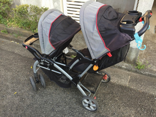 二人乗りベビーカー 縦型