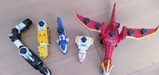 【値下げしました】ゴセイジャー　ロボ