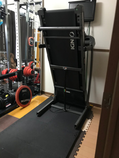 ⭕️【値下げ】 IGNIO 電動ランニングマシーン　ルームランナー　トレッドミル