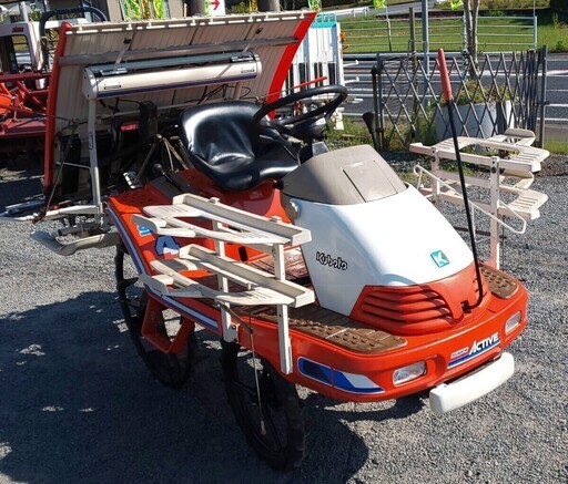 クボタ　4条植え　乗用田植え機　SPA-4　ロータリ式